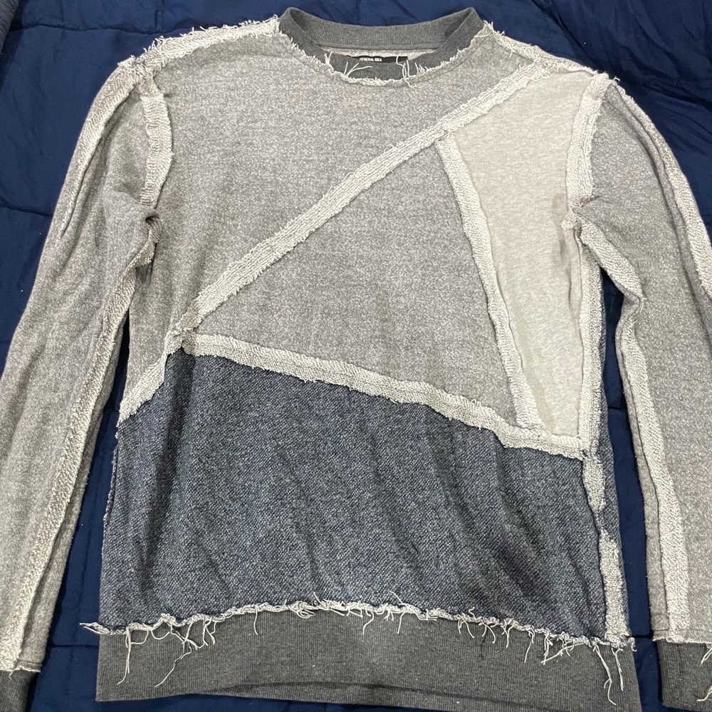 GENERAL IDEA - MENS SWEATER